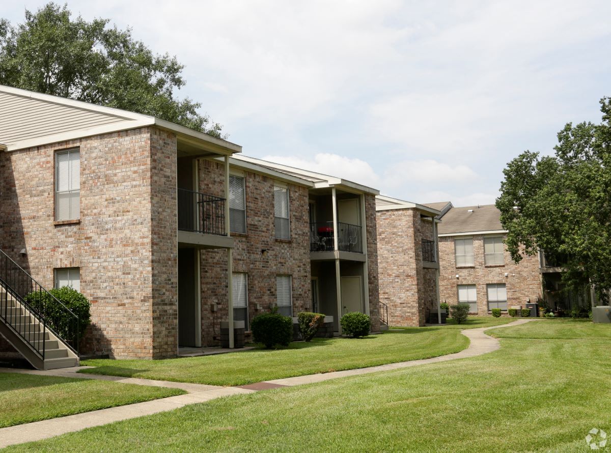 Afton Oaks Apartments in Baton Rouge, LA